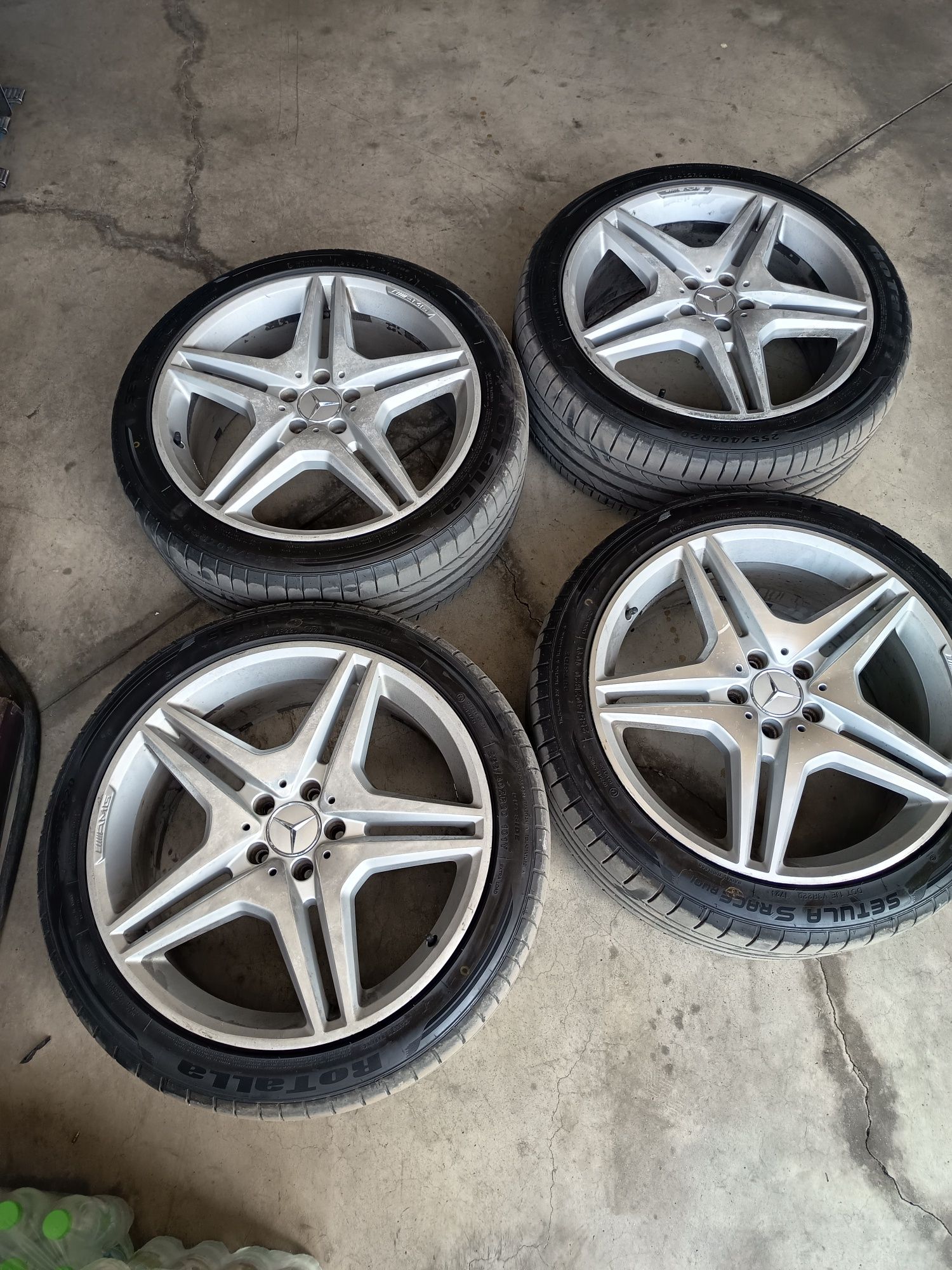 Джанти Мercedes AMG 20 цола с гуми
