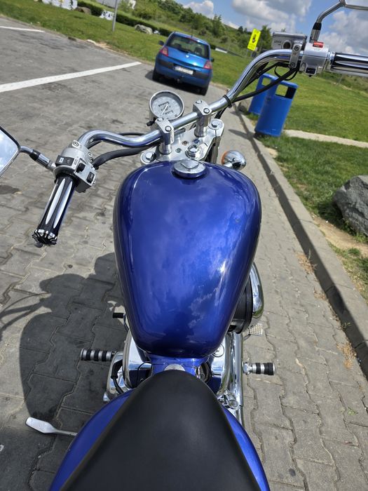 Honda Shadow VT 600 2003 cruiser