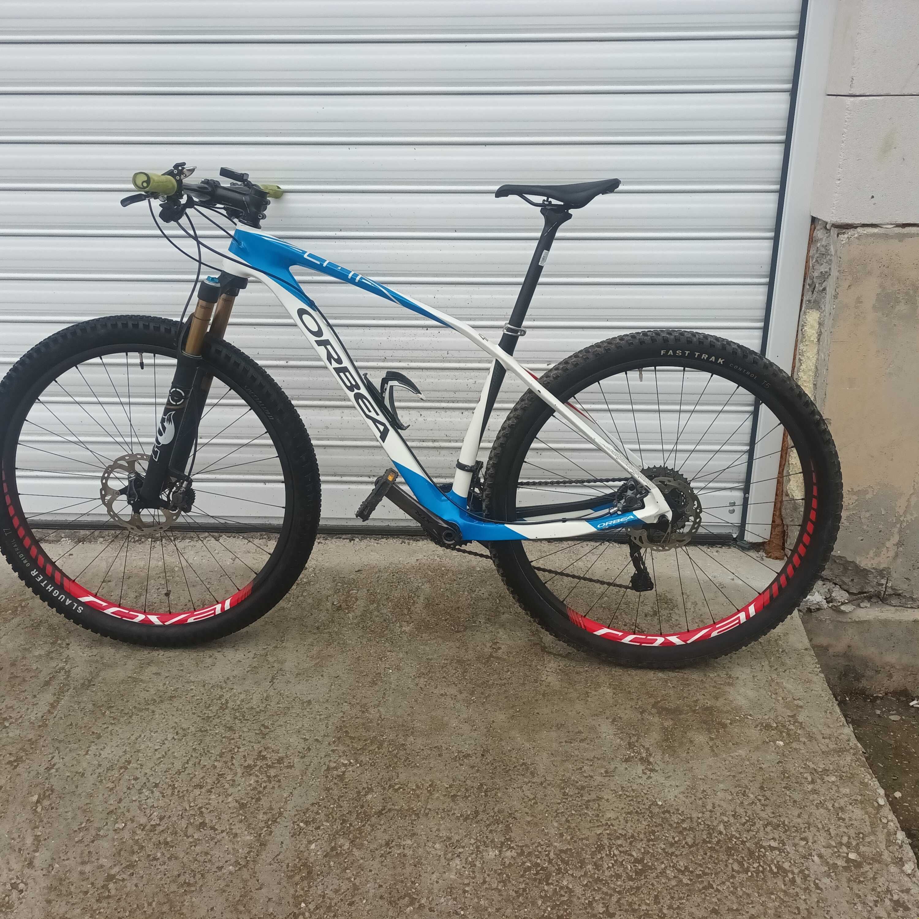 Orbea alma carbon 29