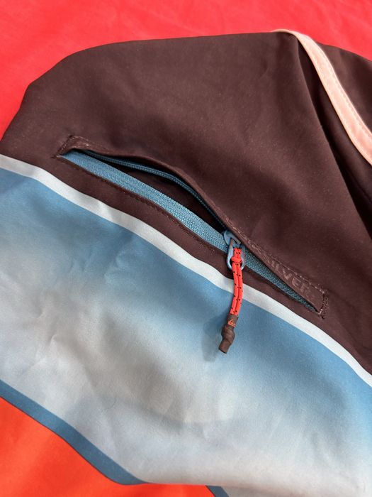 Бански quiksilver L