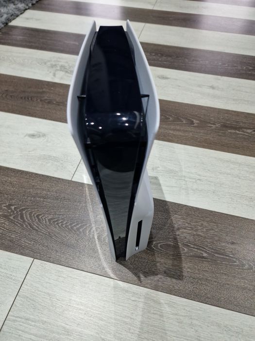 Vand ps5 slim, disk edition, ca nou