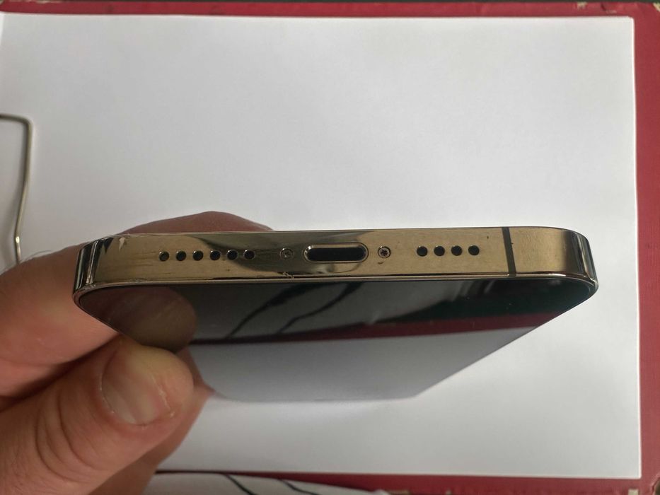 КАТО НОВ iPhone 12 PRO MAX - Златен - 128GB - Отключен - 100% БАТЕРИЯ
