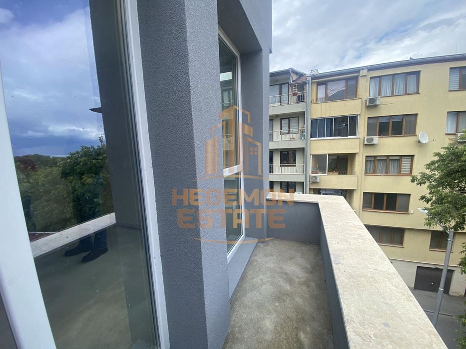 Продава се Двустаен апартамент в Варна, Аспарухово - 67 кв.м за 1568 €/кв.м - Снимка #6