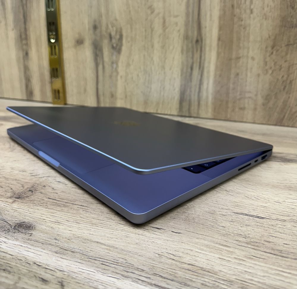Macbook M1 Pro 14inch 16/512GB 98% 29 цикл