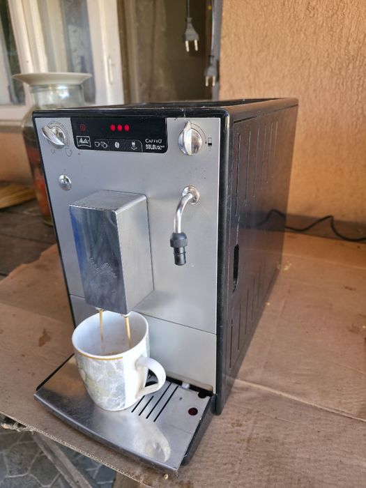 Vând aparat de cafea Melitta Caffeo Solo Perfect Milk
