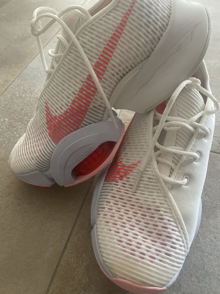 Топ Маратонки Nike, модел Air Zoom SuperRep