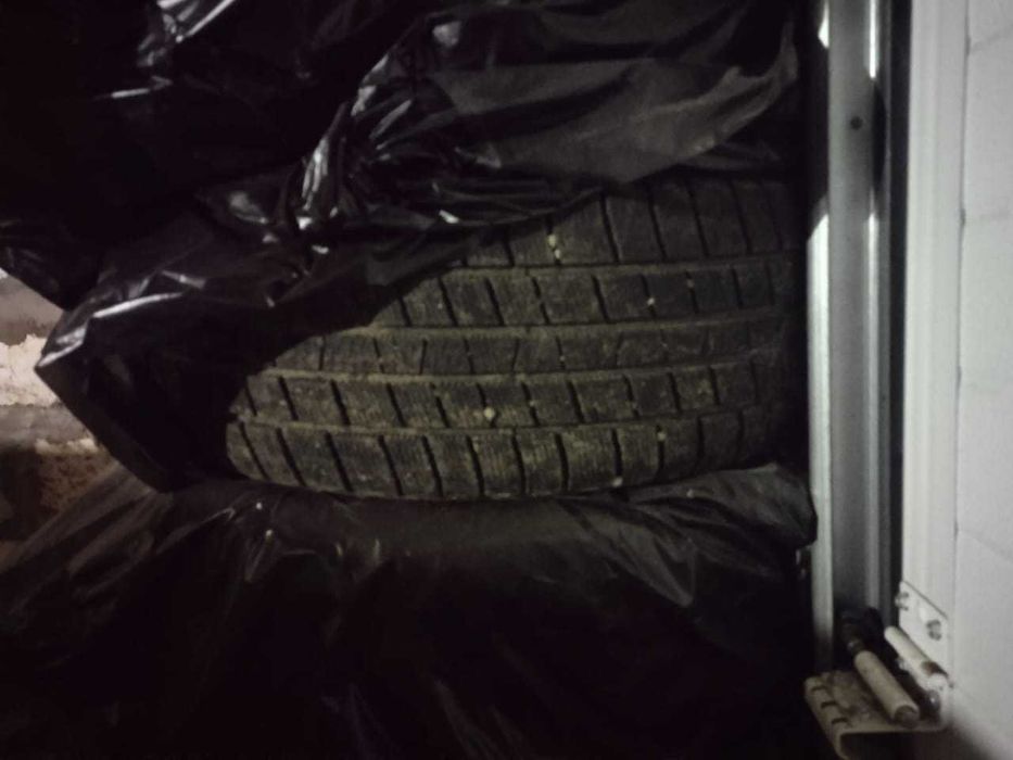 продам шины 235/60 R18