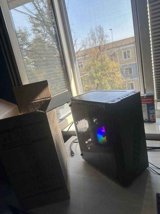 Игровой кейс 10 ядерный / Inno3d GTX 1050ti 4gb / 16 gb ddr4/ 250 gb