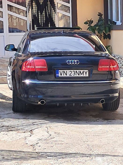 Vând sau schimb  Audi a8 3.0 an  2010 în stare bună