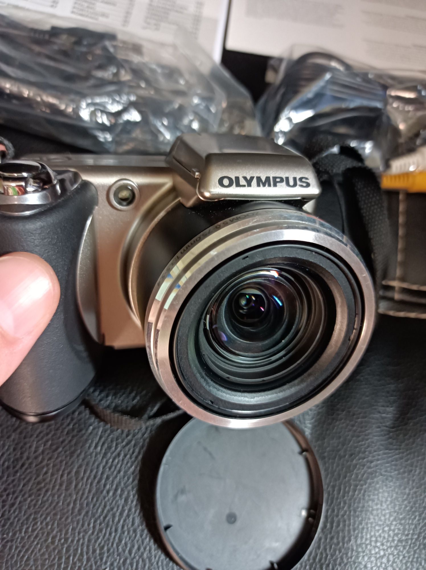 Aparat foto Olympus SP-600UZ 12 MP complet fullbox
