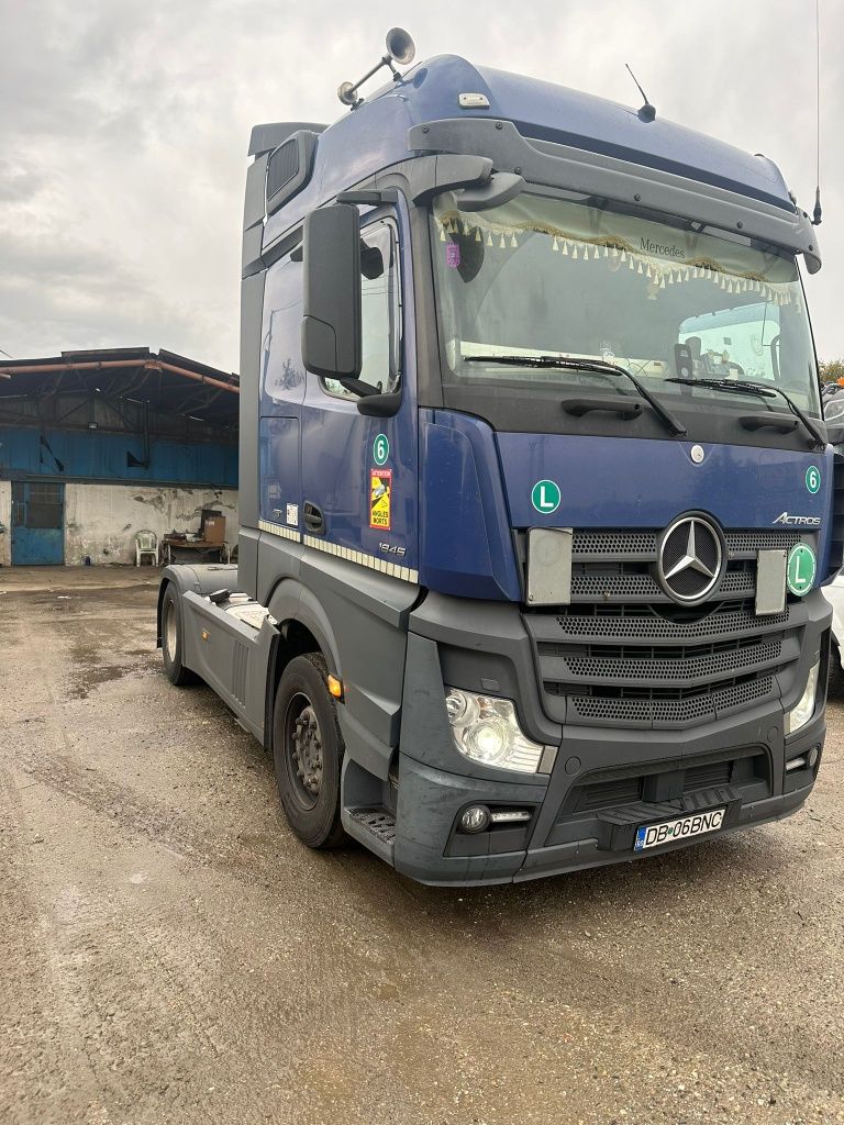 2014 Mercedez actros