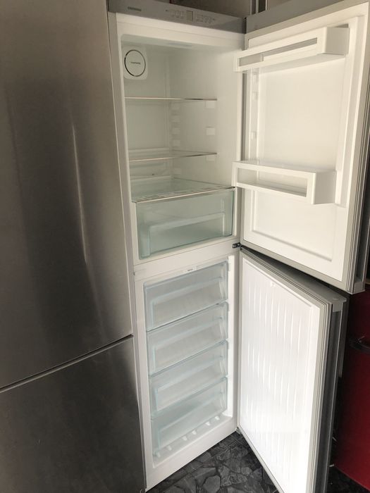 Хладилник Liebcherr No Frost с фризер с 4 чекмеджета