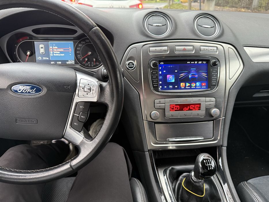 Ford Mondeo Titanium