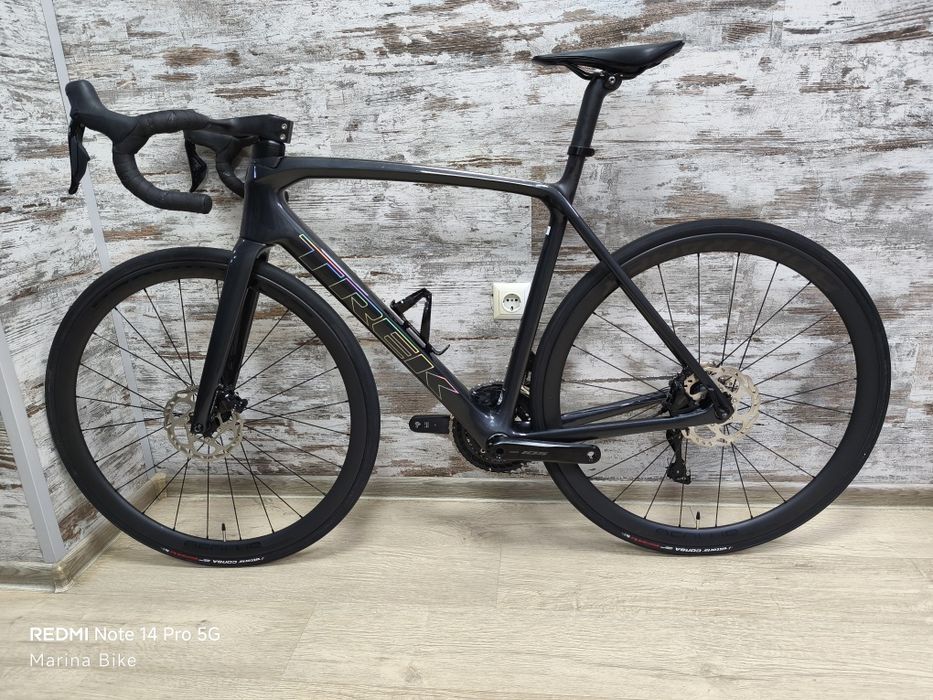 Карбонов шосеен велосипед Trek Emonda SL6 Pro Disc 105 Di2 Aeolus | 56