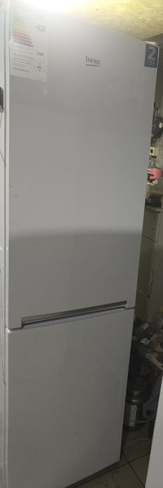 Холодильник высота 2м