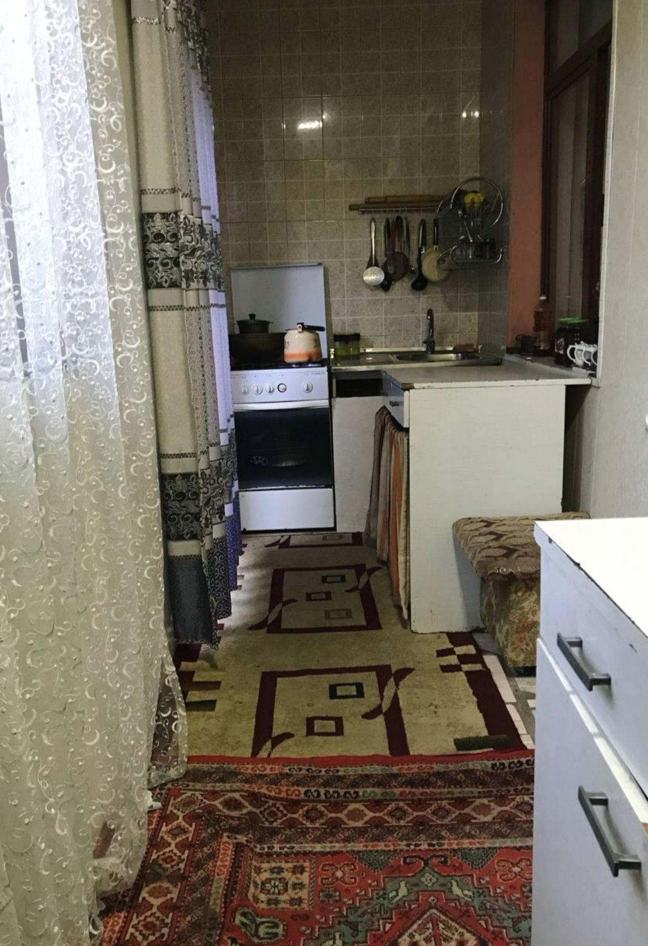 Юнусабад 15, 2(3)/1/4 Неторец Средний Ремонт Частично МеБеЛиРоВаНнАя