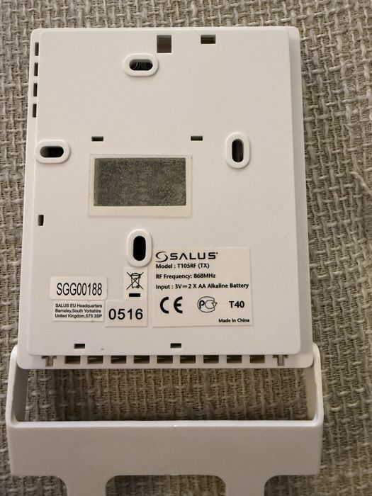 Termostat Salus T105RF