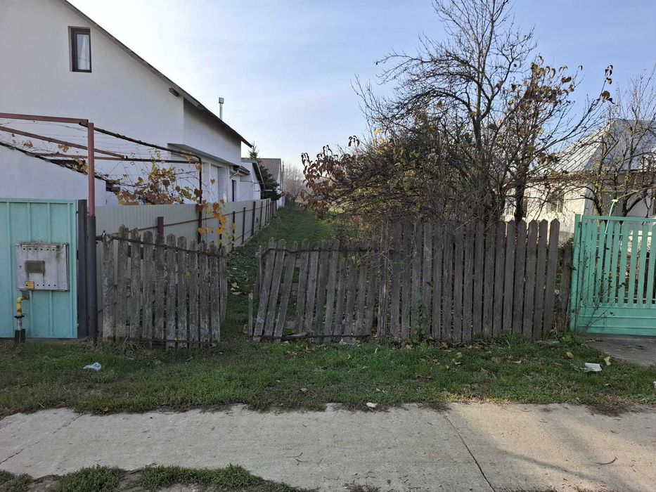 Teren intravilan 2200 mp, acces DN1 – zonă centrală Gura Vitioarei