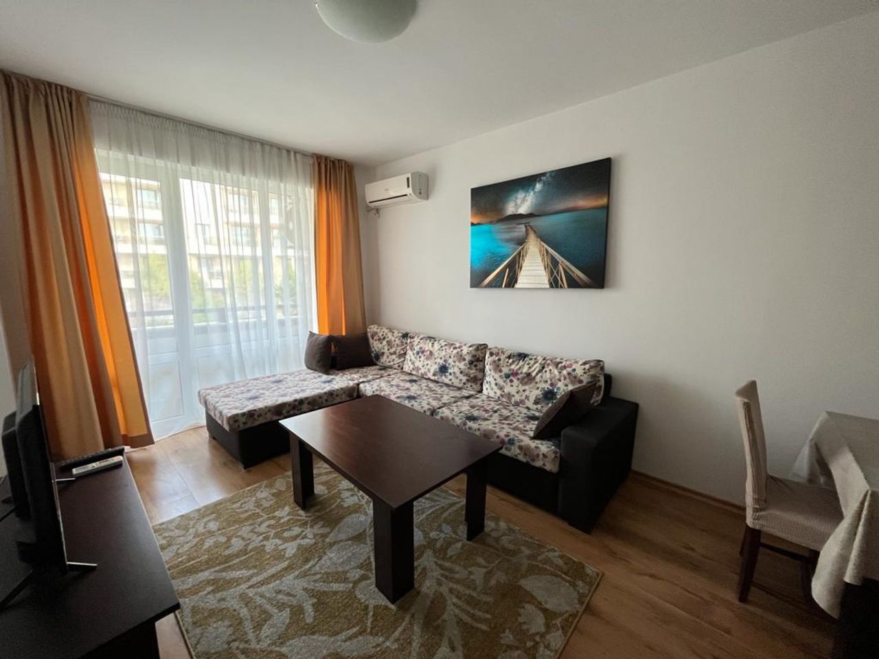 Продава се Двустаен апартамент в Свети Влас - 70 кв.м за 943 €/кв.м - Снимка #1