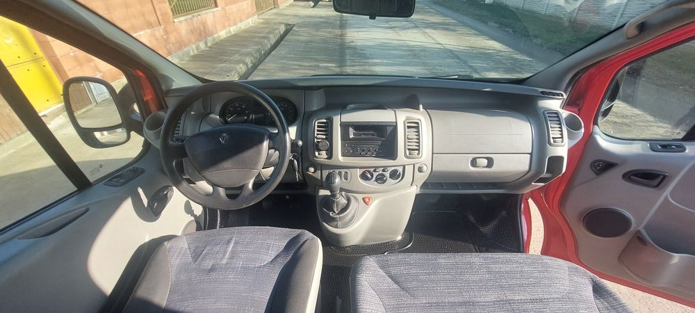 Renault Trafic 8+1 Locuri -2010-Motor 2.0 D.115 Cp. AC. Germania