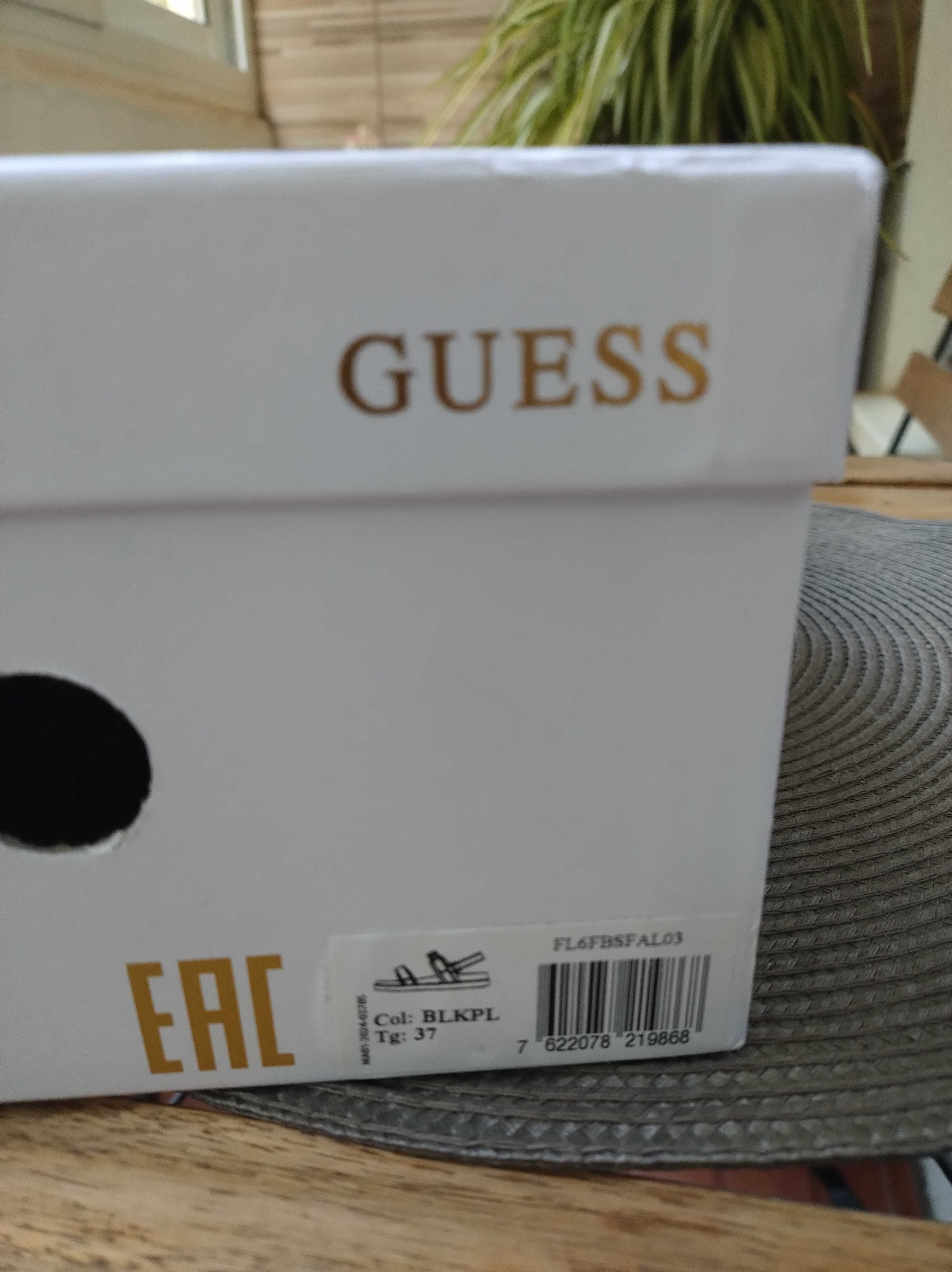 Guess сандали 37номер