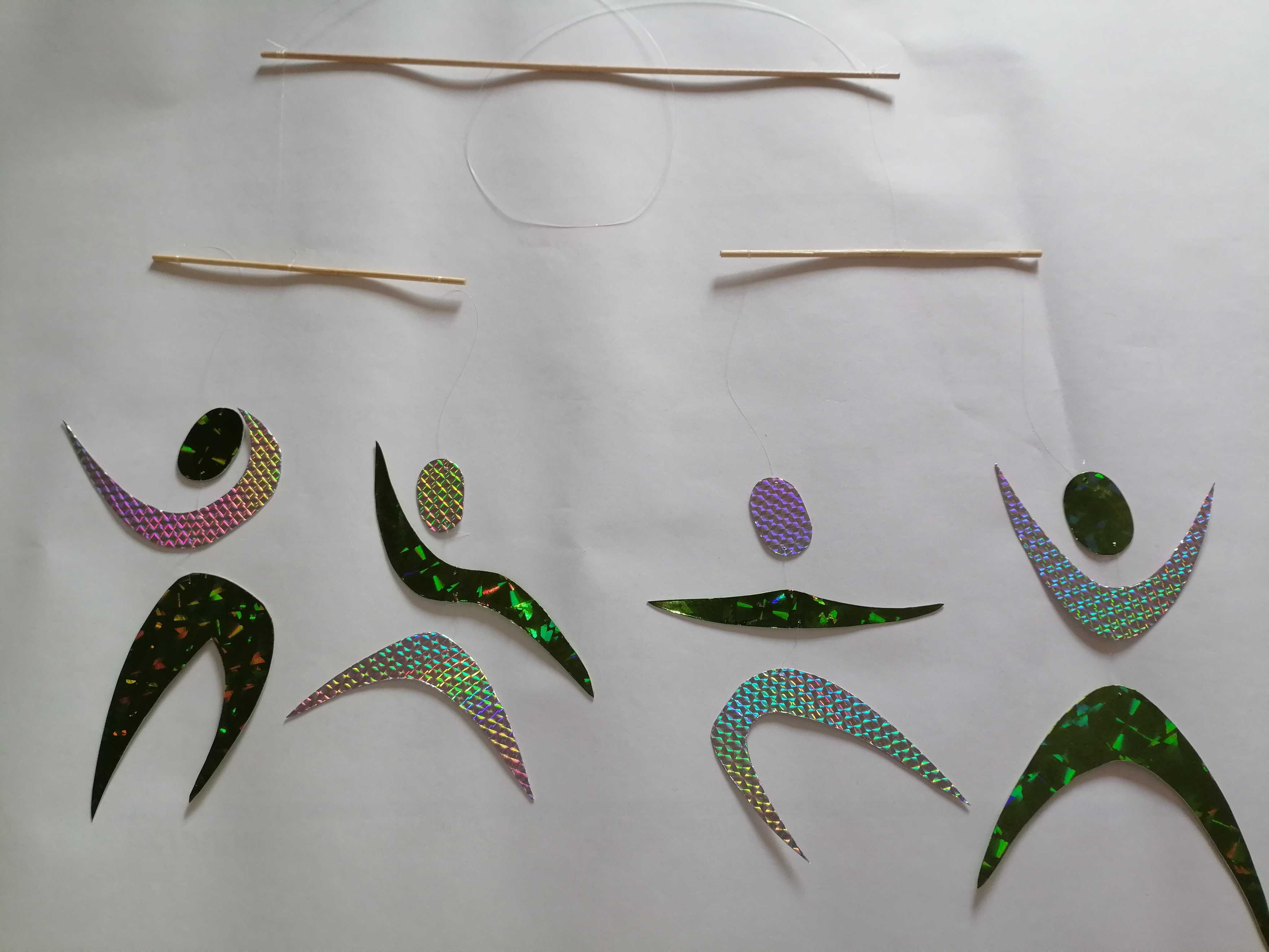 Carusel/ Mobil DANSATORII - Material Montessori