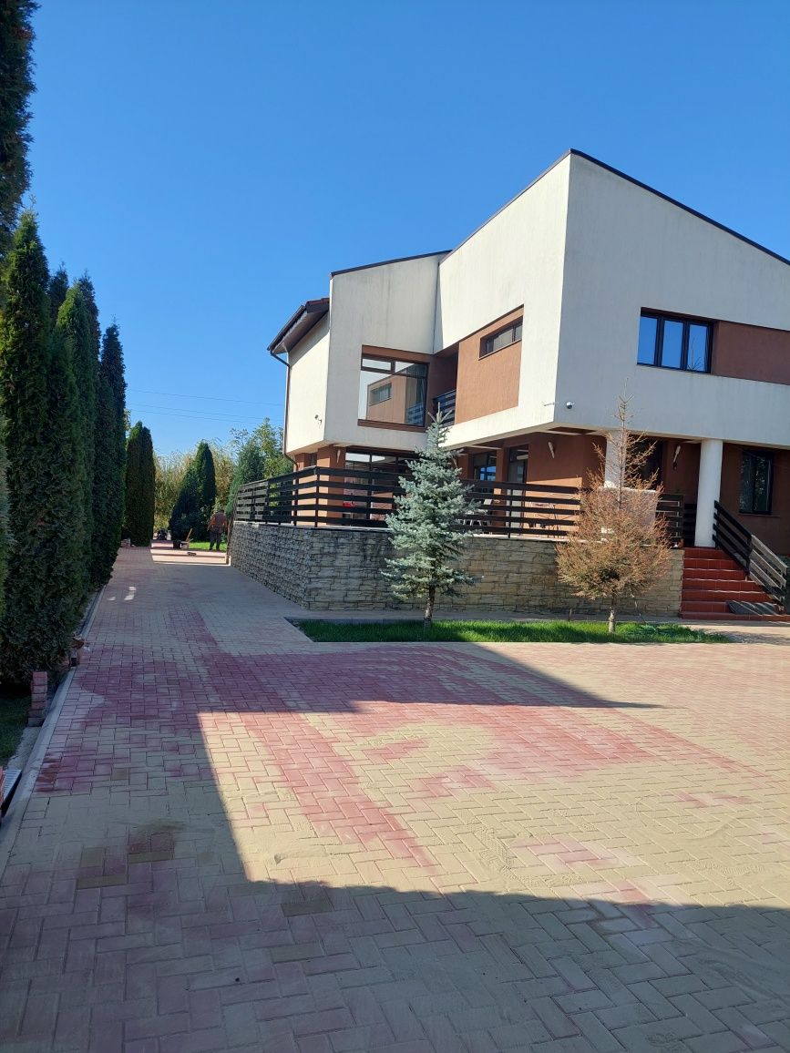 Montaj pavaje si borduri