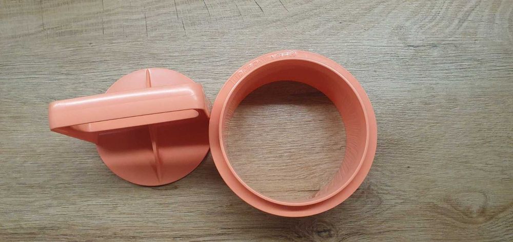 Преса за кюфтета Тапъруеър Tupperware