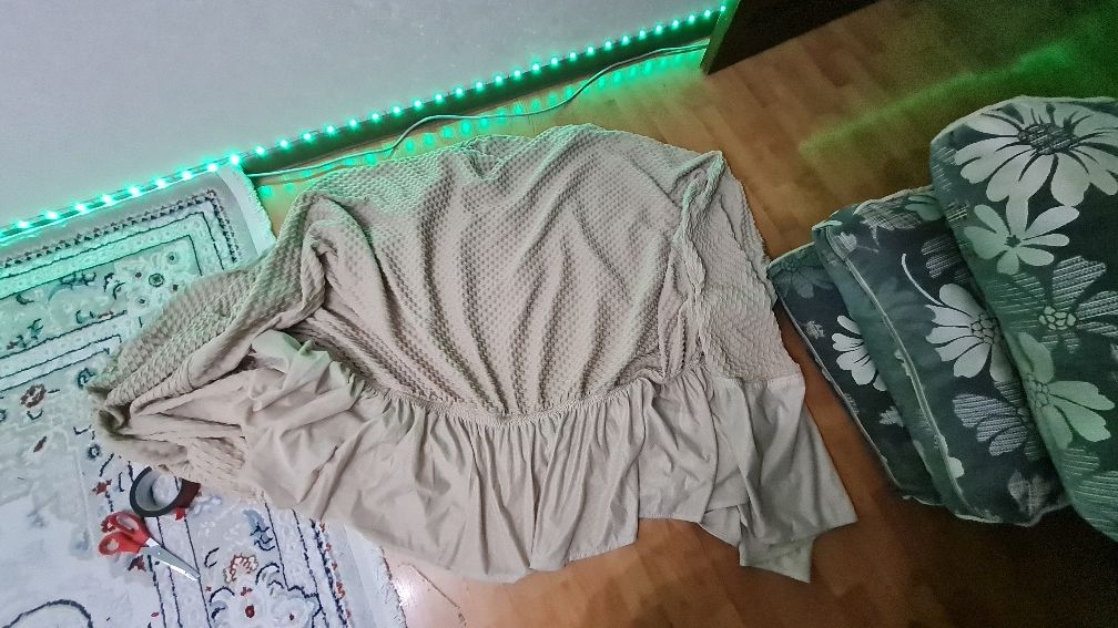 Продается чехол для диван