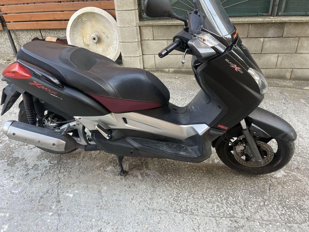 YAMAHA XMAX250 Black max