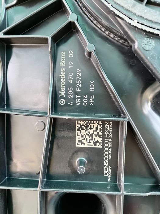 Rezervor pompa Adblue Mercedes C-class w205 cod A2054701902