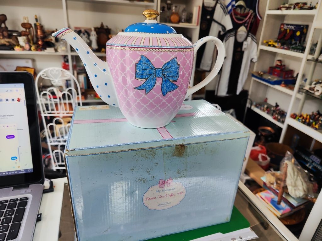 Нов порцеланов чайник