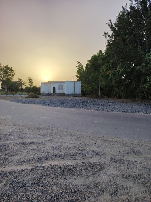 Ассалому алейкум ярим тайор участок сотилади