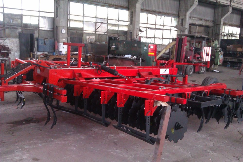 utilaj agricol cultivator nefinalizat