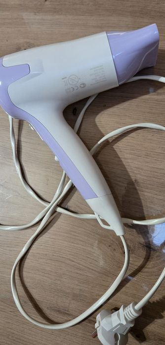 Сешоар 1600 w бяло