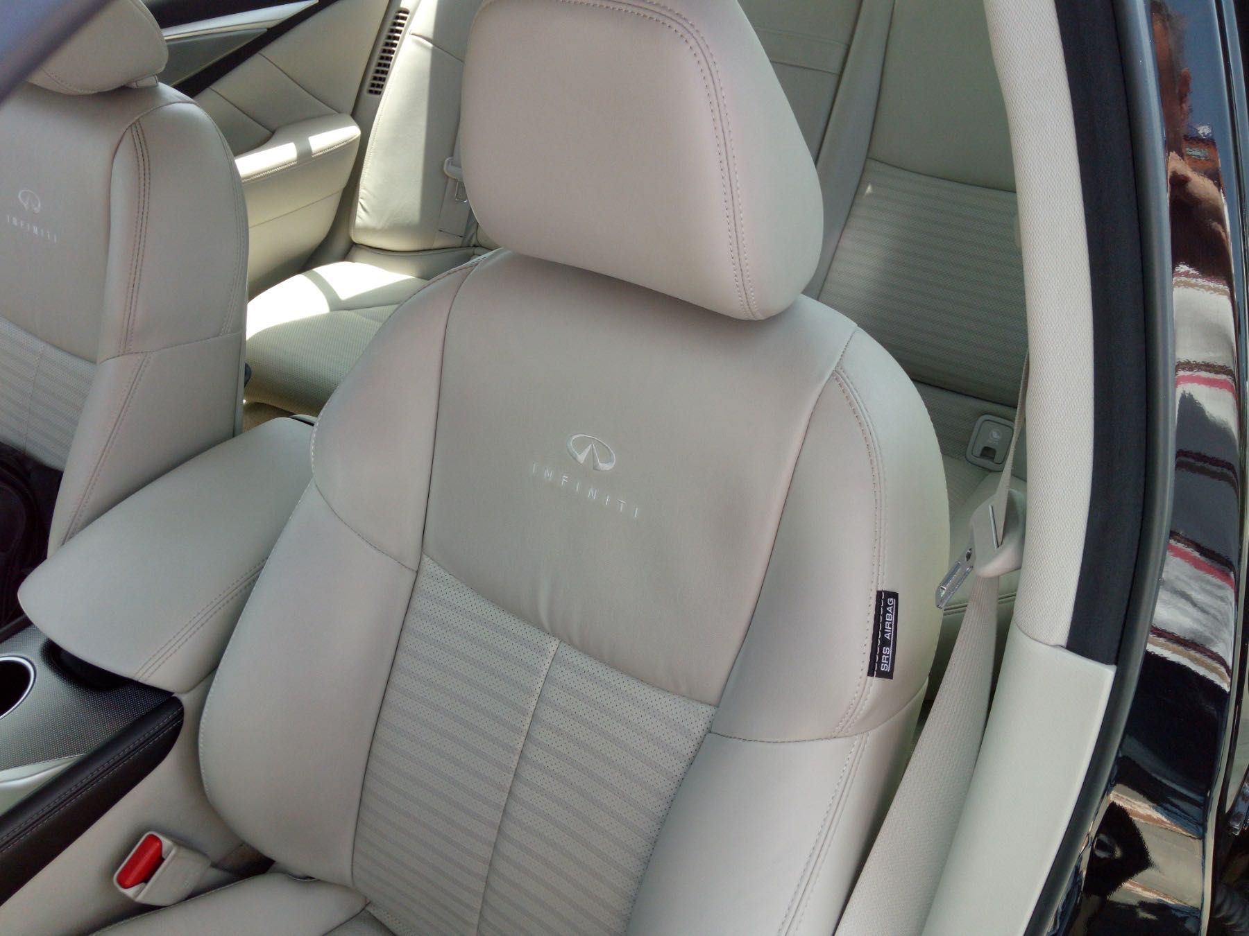 Infiniti Q50S Hybrid AWD