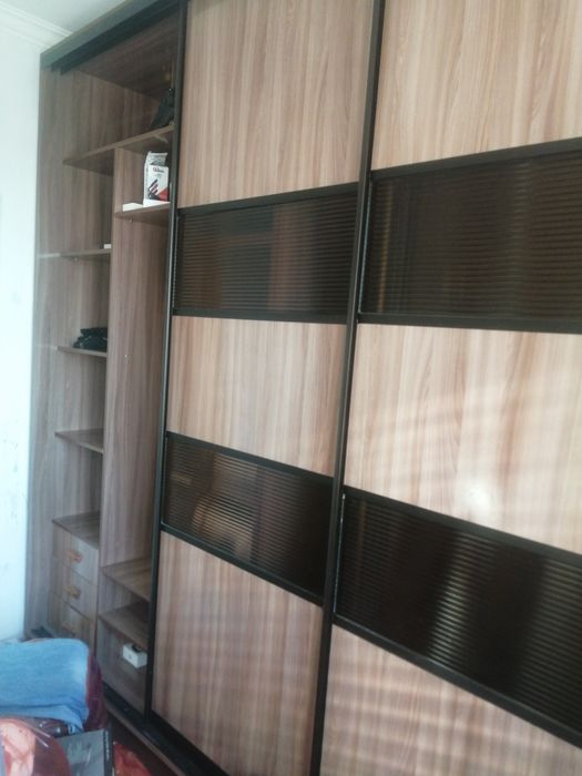 Продам шкаф срочно