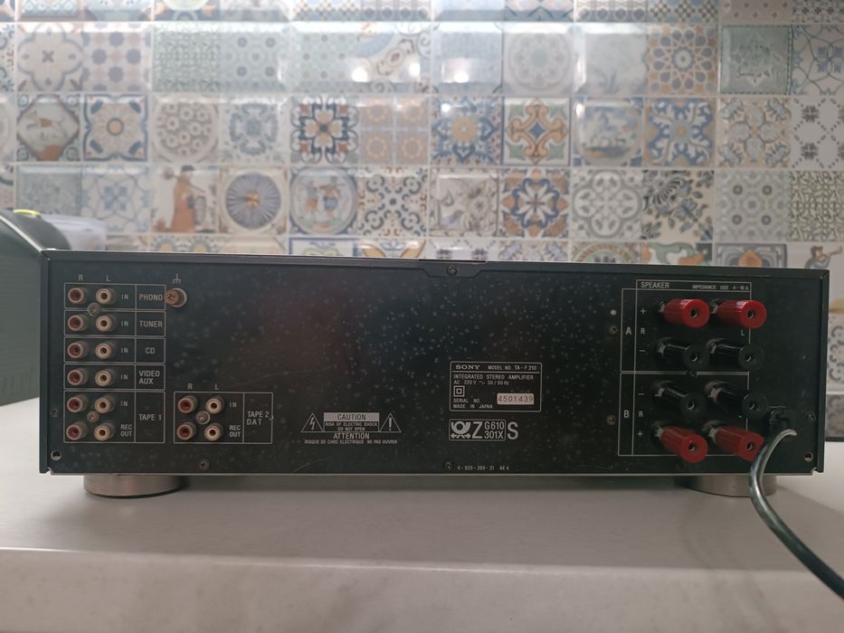 Усилвател SONY TA-F210