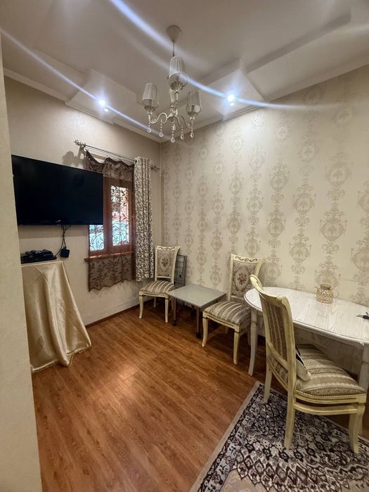 Сдается 2х комнатный еврокотедж в центре города Мирабадский район