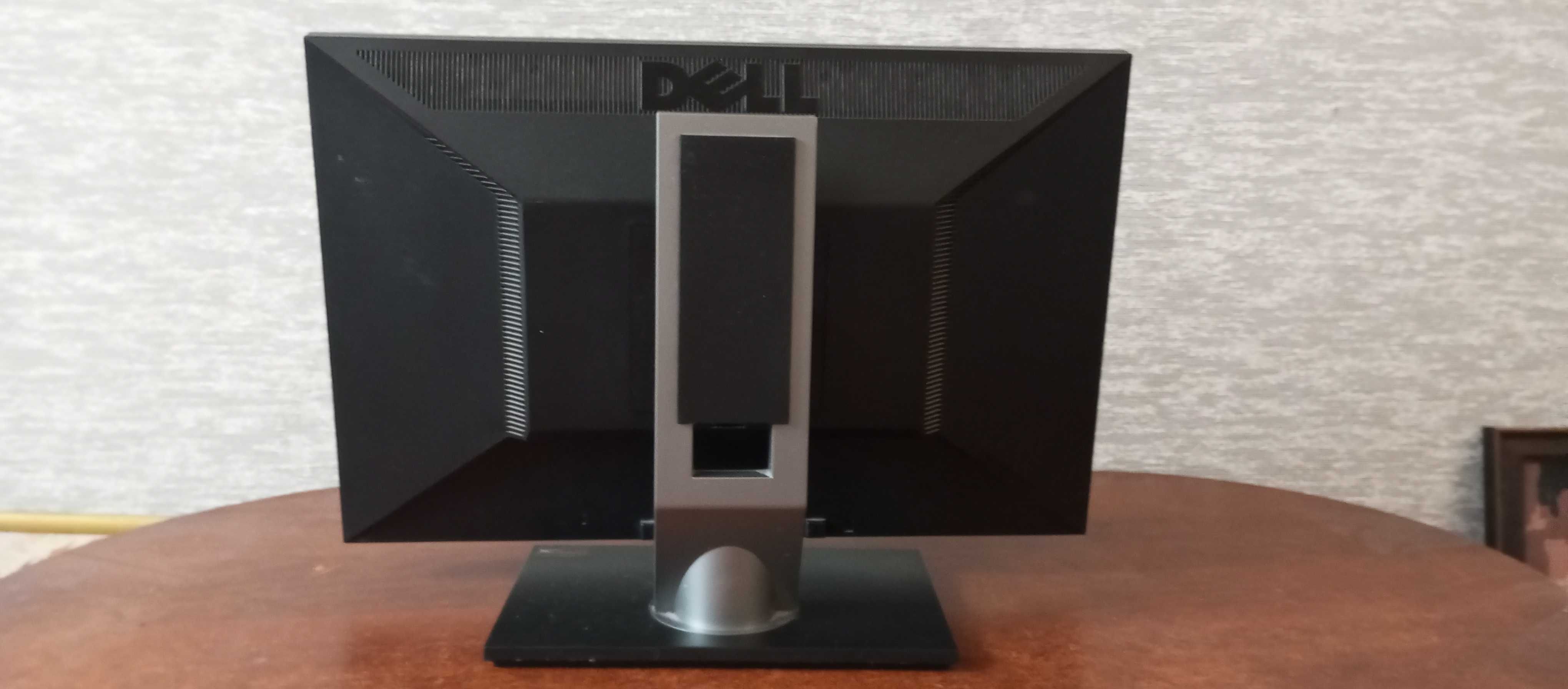 Монитор DELL E2210F 22"