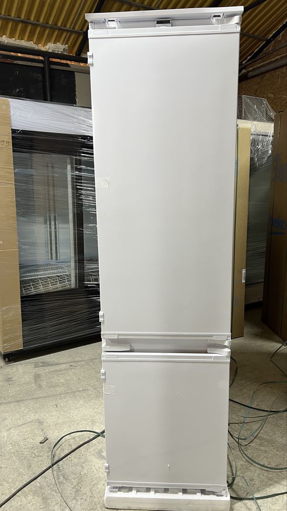 Combina frigorifica / frigider casnic / frigider / incorporabila