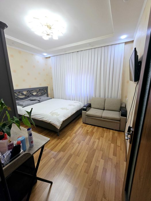 Квартира мирабад госпитальный Ойбек метро 4ком, возле капитал банка