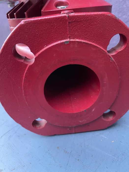 Grundfos pompa recirculare