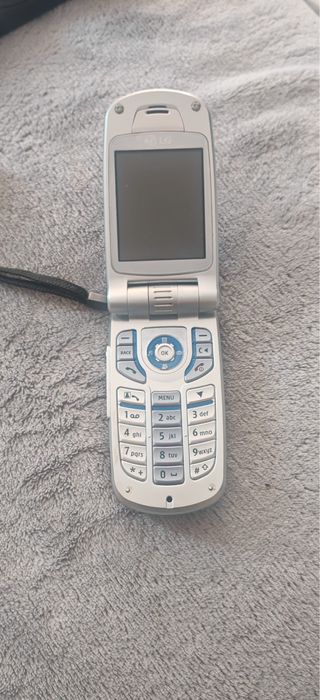 Telefon de colectie lg u8180