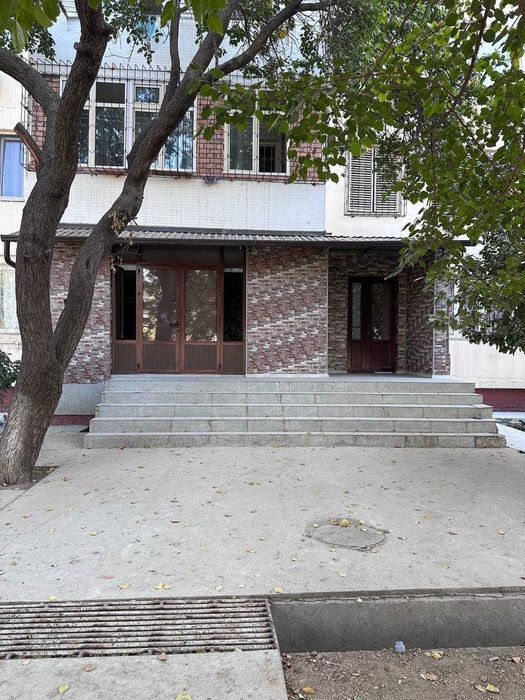 Продается Нежилой помещения  Ор-тир- 7 квартал Зенит  50м2