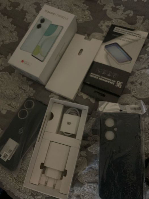 HUVAE NOVA 11 yangi telfon olinganiga 14 kun buldi obmen yuq faqat Nax