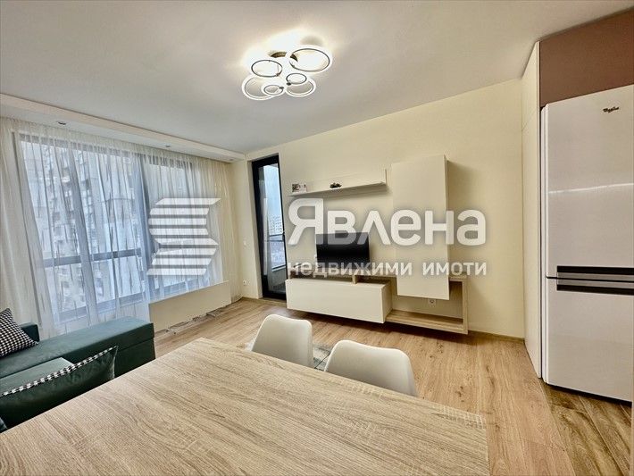 Отдавам 2-стаен апартамент