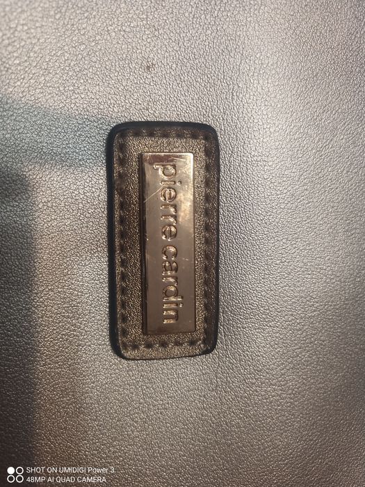 Оригинална чанта -Pierre cardin