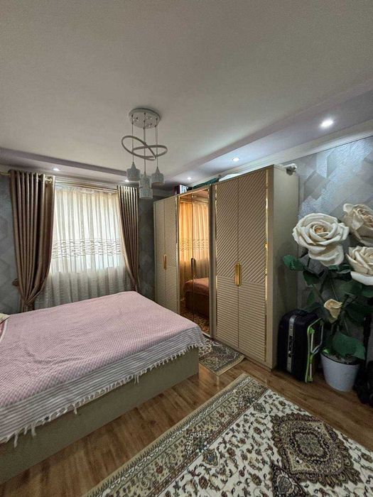 Срочно продается квартира 3*4/1/7 Яшнабаде 78кв,м 100,000$