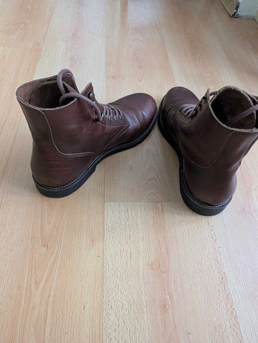 Кожени боти, 47 номер
